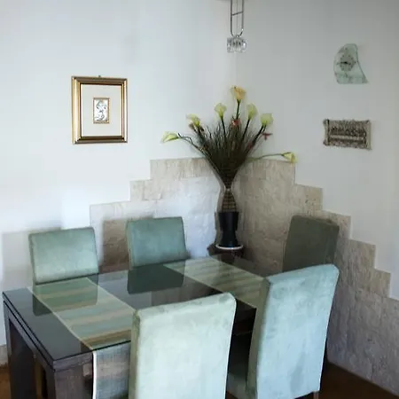 Visoka Apartamento